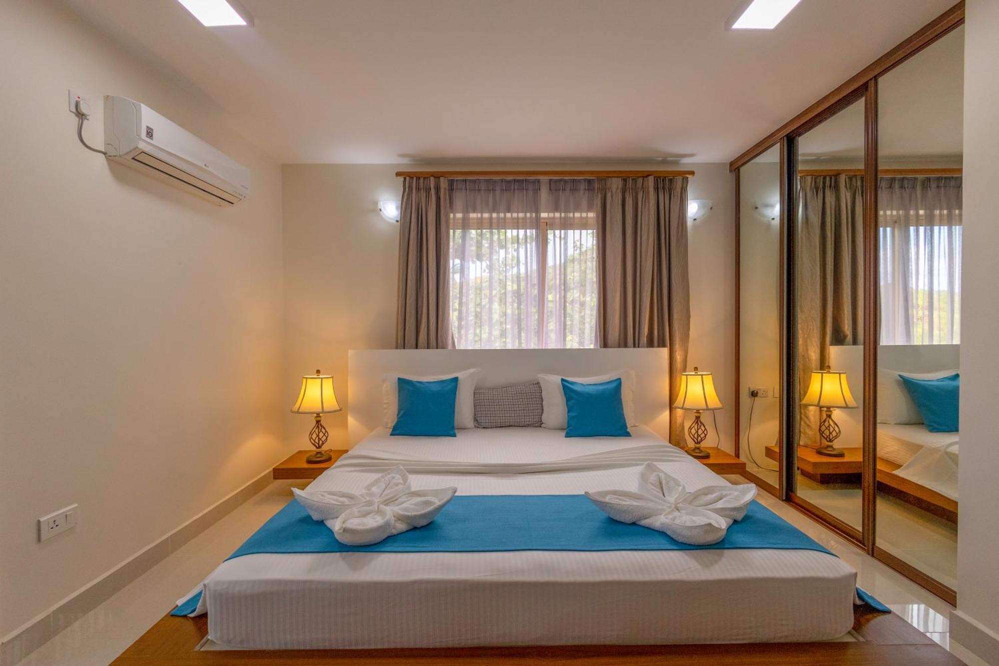 Sahaj Holiday Apartments Baie Sainte Anne Buitenkant foto