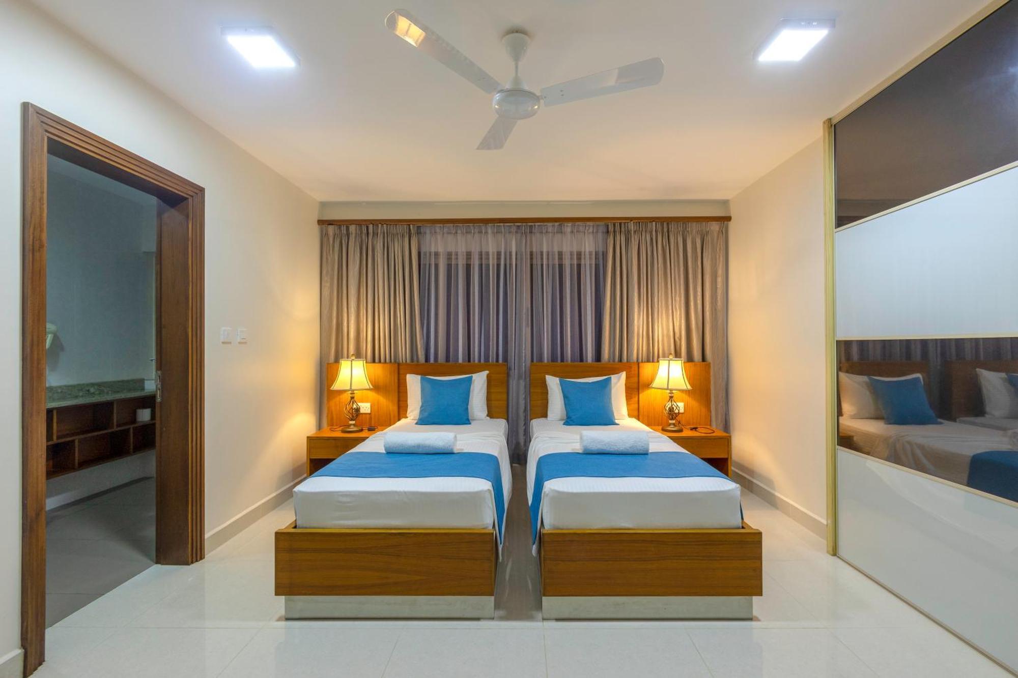 Sahaj Holiday Apartments Baie Sainte Anne Buitenkant foto