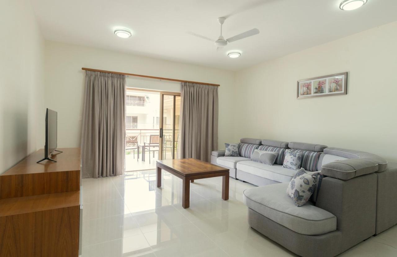 Sahaj Holiday Apartments Baie Sainte Anne Buitenkant foto